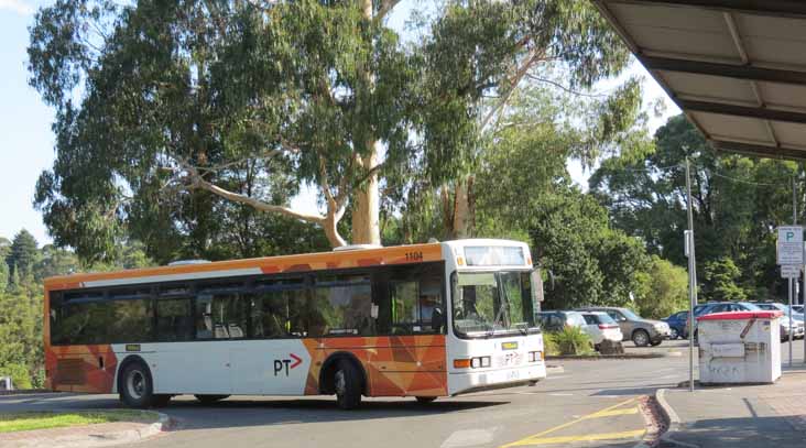 Ventura Scania L113CRL Volgren CR221L 1104